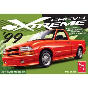 AMT 1999 Chevy S-10 Xtreme Pickup 1/25 Scale Model Kit  COLLECTIBLES